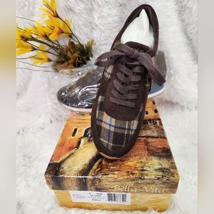 Bella-Vita Emile Women's Sneakers, New in Box